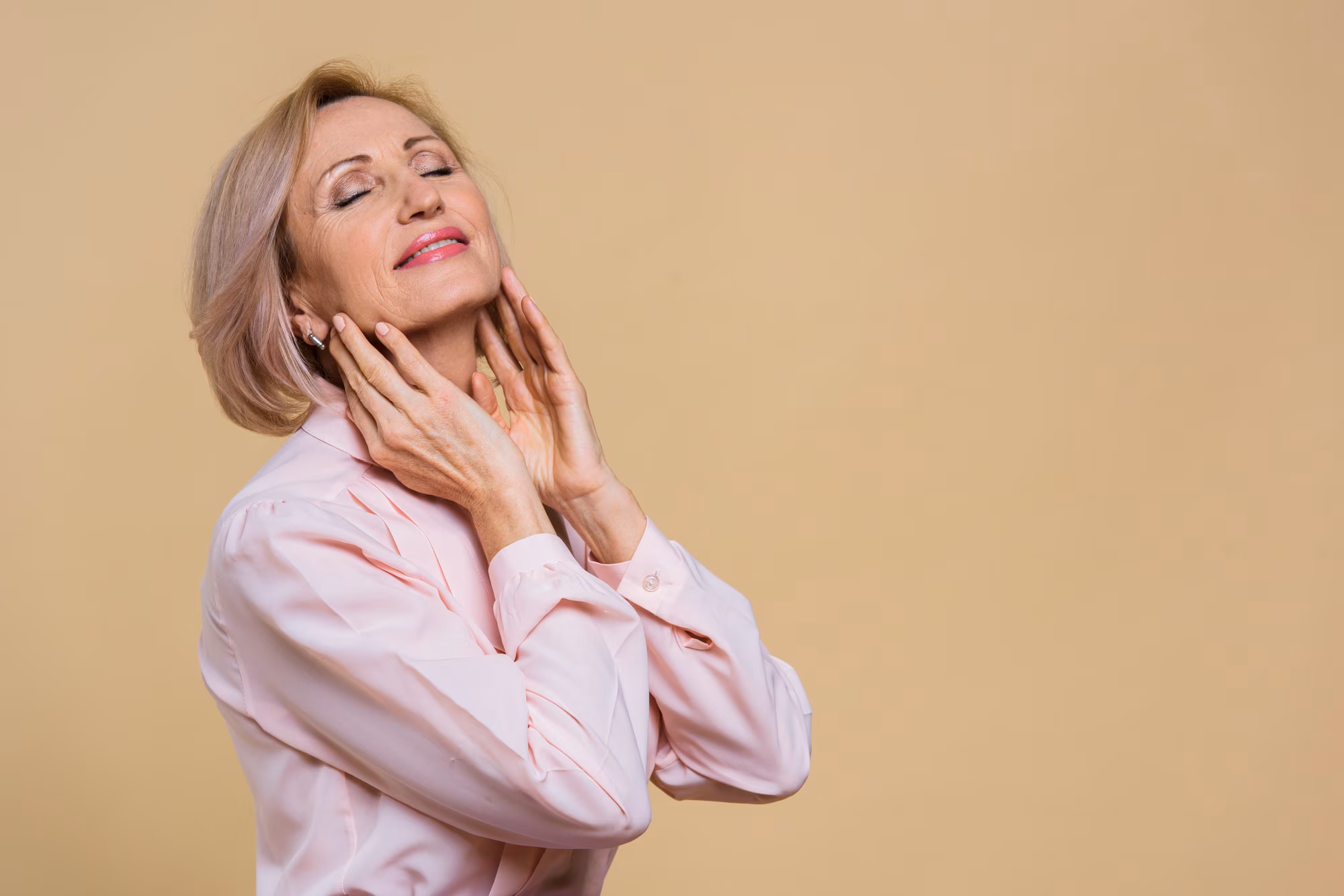 infrared and red light therapy benefits help people age gracefully